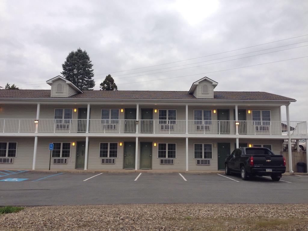 All Suites Inn Budget Host Lewisburg Δωμάτιο φωτογραφία